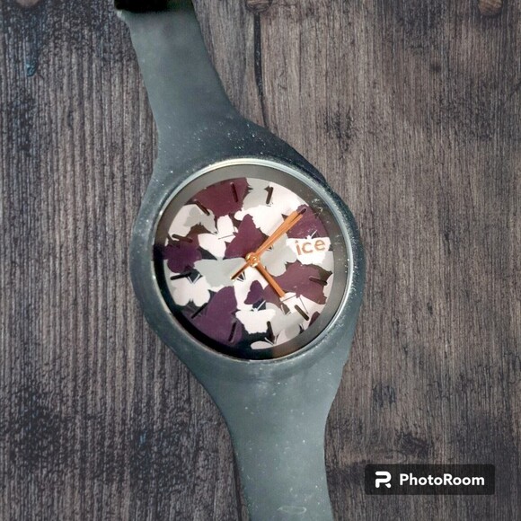 ICE Fly Butterfly Black Grey Silicone Strap Round Made in Japan Ladies Watch - Picture 6 of 6